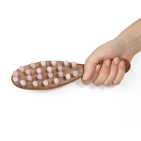 Meilleur peigne Gua Sha en quartz rose avec manche en bois pour massage du cuir chevelu, du dos, drainage lymphatique et stimulation des points d'acupuncture