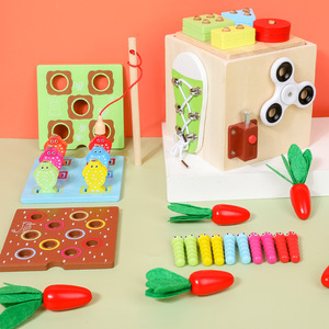 Montessori Frühpädagogik Holz 9-in-1 Multifunktionale Aktivitätsbox - Angeln, Karottenziehen, Insektenfangen und Mehr - Product Image 1