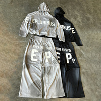 Ensemble de survêtement streetwear personnalisé pour homme, comprenant un sweat à capuche à rayures délavé à l'acide et un pantalon de survêtement droit, avec impression effet soleil délavé