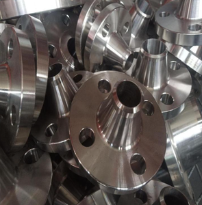 SS 316 ASME B16.5 Socket Weld <b>Flange</b>, 150LB Corrosion-Resistant Choice for Pharmaceutical and Food Processing Pipelines - Product Image 2