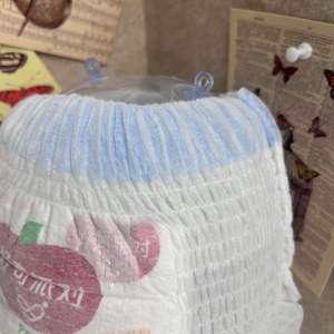 Pañales Desechables Elásticos con Cintura de Burbuja para Bebés, Tipo Pantalón, Cómodos para la Noche, Pañales para Bebés en Paquetes Grandes - Product Image 3
