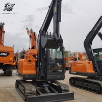 Vente Flash : Excavatrice sur chenilles d'occasion Develon60, 6 tonnes, système hydraulique complet, bon état, livraison rapide, expédition mondiale