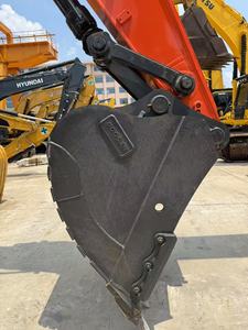 Excavatrice sur chenilles Doosan DX340 d'occasion, 34 tonnes, d'origine coréenne, pour travaux miniers et de terrassement, en stock, avec certifications CE et EPA - Product Image 5