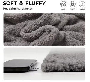 Couverture d'hiver de luxe en velours polaire corail doux pour chiens et chats - Housse de coussin chaude et fournitures de lit pour animaux de compagnie - Product Image 3