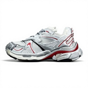 Baskets de course respirantes en maille pour hommes, style chunky Dad, avec accents multicolores, pour usage quotidien et sportif, Balenciaga - Product Image 1