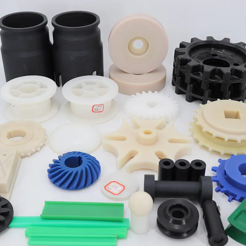 Pièces d'engrenages en plastique Crémaillère et pignon personnalisés Pom Nylon Hdpe Material Gear