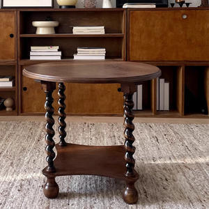 Table basse traditionnelle en bois avec pieds torsadés en blé et étagère inférieure, style antique fait main, meuble de salon - Product Image 3