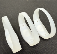 Bracelets lumineux pour concerts LED, contrôlables à distance, adaptés aux célébrités, fabriqués en usine.