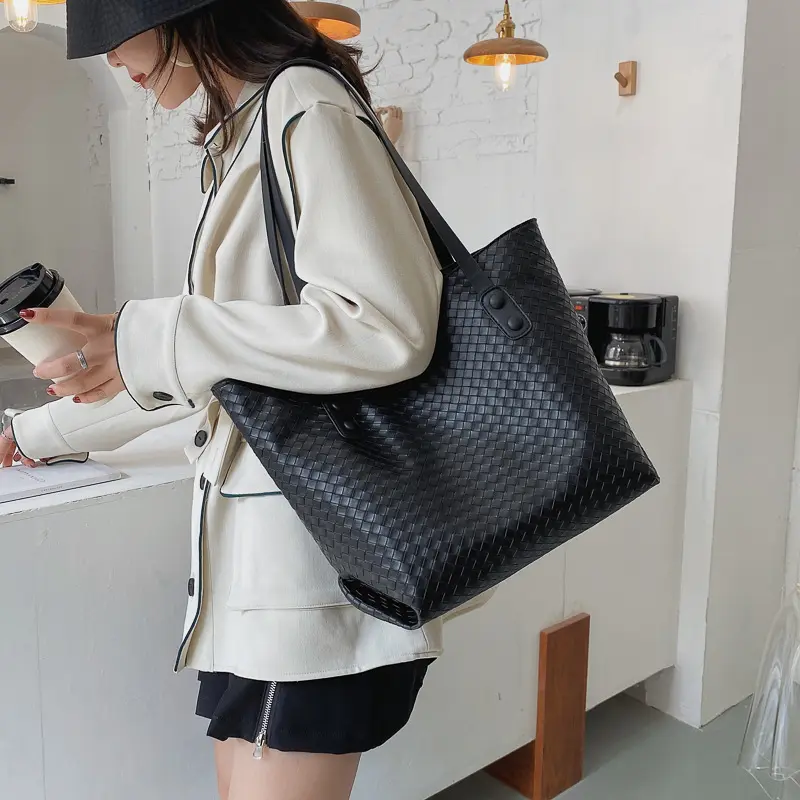 2021 Designer New Fashion Trendy Women Luxury Big Handbag PU Leather Large Capacity Ladies Black Tote Hand Bag