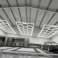 Lumière LED hexagonale en nid d'abeille pour garage à bas prix 6500K, livraison rapide, lumière LED de plafond personnalisée, usine en Chine