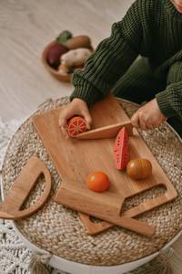 Juguete Montessori de diseño moderno, tabla de cortar para niños, cuchillo de madera seguro para la escuela, utensilios de roble para niños pequeños, cuchillo seguro para niños - Product Image 4