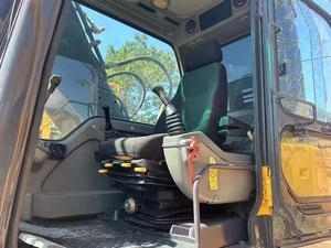Excavatrice d'occasion Volvo EC210D d'origine, puissante, faible nombre d'heures de fonctionnement, en bon état. - Product Image 5