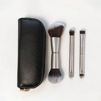 Ensemble de 3 pinceaux de maquillage professionnels personnalisés, poils synthétiques, pinceau correcteur, blush, contour, avec virole en aluminium et pochette de rangement