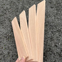 Bûches de cèdre de haute qualité Bois de cèdre rouge Prix du bois de cèdre à Westem Canada avec un diamètre sont utilisés pour la construction de meubles