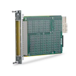 NI PXIe-2739 16x16 โมดูลสวิตช์เมทริกซ์ครอสพอยต์ PXI 256 ช่องการวัดการทดสอบการกำหนดเส้นทางสัญญาณ - Product Image 1