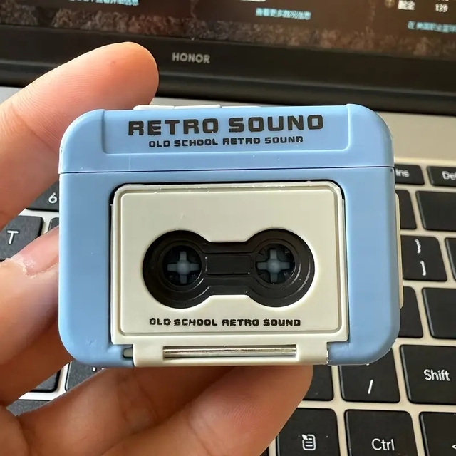 Mini Recorder Keychain ,Vintage Style Dual-Sided Red/Blue Music Toy with Built-In Recording, Nostalgic Gifts & Music Lovers