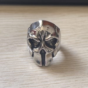 Cincin Pria Gaya Punk Hip-hop <span class=keywords><strong>Retro</strong></span> Eropa dan Amerika, Model Tengkorak, Bahan Alloy, Desain Masker Prajurit, Grosir Fashion Terlaris - Product Image 1