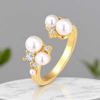Cincin Lapis Emas untuk Wanita Desain Minimalis Bertatahkan Mutiara Zirkon Mewah Ringan Serbaguna