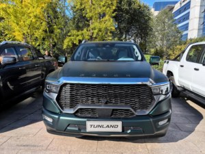 Camioneta FOTON Mars 9 Automática Híbrida Diésel <span class=keywords><strong>4X4</strong></span> Foton Tunland V9 con Motor 2.0T Tracción <span class=keywords><strong>4x4</strong></span> Camioneta Foton - Product Image 1