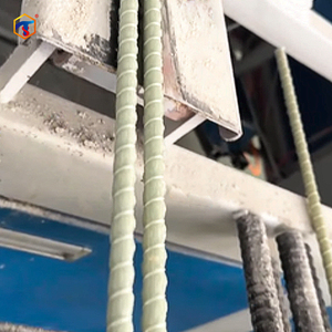 Ligne de production de barres d'armature en PRF (Plastique Renforcé de <span class=keywords><strong>Fibre</strong></span>) de 4 à 65 mm, machine de pultrusion <span class=keywords><strong>pour</strong></span> <span class=keywords><strong>fibre</strong></span> de verre renforcée, <span class=keywords><strong>prix</strong></span> usine - Product Image 2