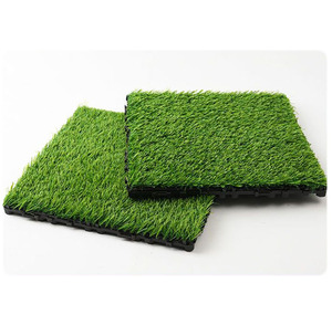 กระเบื้องปูพื้นหญ้าเทียมแบบประกบติดตั้งง่ายสำหรับพื้นที่กลางแจ้ง - Product Image 3