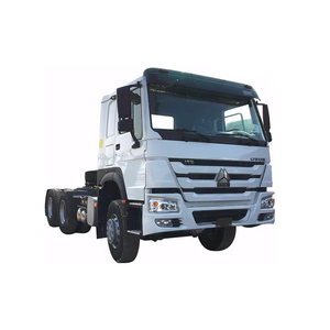 Camión tractor de combustible diésel Sinotruck Howo 6x4 usado con dirección izquierda Euro 2 estándar de emisión - Product Image 1