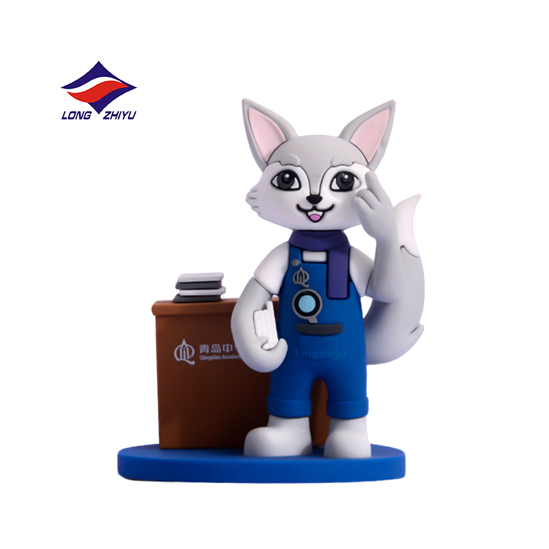 Longzhiyu Custom 3D Vinyl PVC Designer