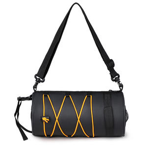 Bolsa para tubo superior de bicicleta Phoenix, impermeable, negra, cilíndrica, con cordón, para almacenamiento en bicicletas de montaña y carretera - Product Image 5