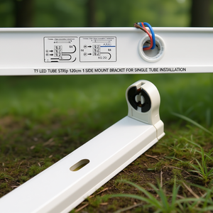 Supporto di montaggio laterale per striscia LED T8 da 120 cm per installazione di un singolo tubo - Product Image 3