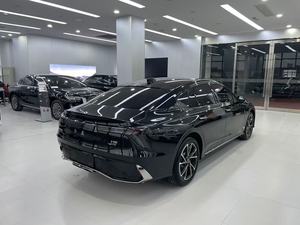 Hongqi H6 : Libérez la puissance, adoptez l'élégance. Âme sportive, grâce raffinée. - Product Image 6