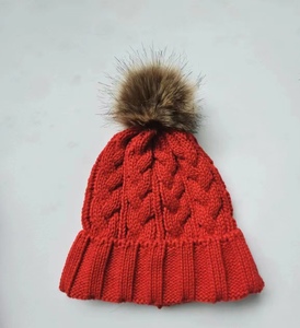 Sombrero de <span class=keywords><strong>mujer</strong></span> de punto de moda más vendido Sombrero de punto de <span class=keywords><strong>invierno</strong></span> OEM Sombrero de <span class=keywords><strong>mujer</strong></span> de punto con pompón - Product Image 2