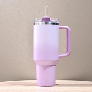 Bán buôn 1:1 bản sao chất lượng cao H3.0 cao xử lý giáng sinh stanl cup grinch stanl cup stanl cup 40oz với xử lý Mug Tumbler - Product Image 5