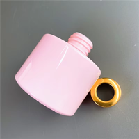 Diffuseur de roseaux ronds vides de 120ml givrés de couleur personnalisée en gros Bouteilles en verre à bouchon à vis d'aromathérapie de luxe