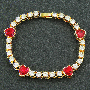 สร้อยข้อมือรูปหัวใจแบบโอเวอร์ไซส์ สไตล์ฮิปฮอป ปี 2026 ดีไซน์เฉพาะตัว วัสดุอัลลอยด์ สำหรับผู้ชาย เครื่องประดับแฟชั่น ขายส่ง - Product Image 2