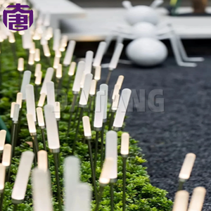 Lámpara LED Decorativa con Diseño de Diente de León y Hierba de Pampas, Impermeable, de Acero Inoxidable, para Uso en Parques - Product Image 2