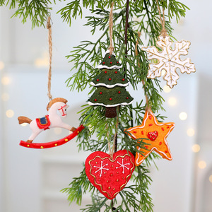 Mini pendentifs en résine de Noël, flocon de neige, cœur, arbre, étoile à cinq branches, décorations suspendues, à partir de 14 ans - Product Image 3