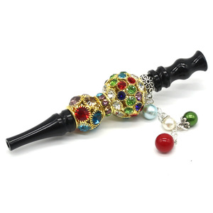 Embouts buccaux réutilisables en gros avec chaîne en acier inoxydable, embouts en silicone et résine pour chicha - Product Image 2