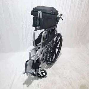 <span class=keywords><strong>Fauteuil</strong></span> <span class=keywords><strong>roulant</strong></span> de toilette <span class=keywords><strong>pliable</strong></span>, réglable, confortable et durable de qualité médicale pour les soins à domicile, les hôpitaux et la réadaptation des personnes âgées - Product Image 4