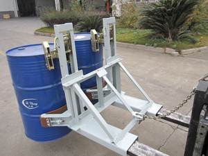 デュアルフォークリフトスチールバケットクランプ、容量2000kg、便利なハンドリングツール用パロットビードラムリフター、補助装置 - Product Image 3
