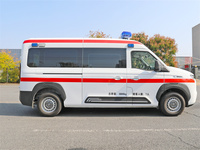 Ambulance médicale SINOTRUK Pioneer V à transmission manuelle, empattement moyen, toit moyen, type de transfert, type de surveillance