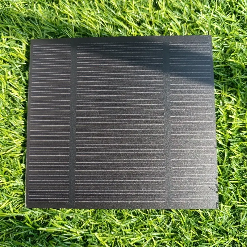 Acquista silicio monocristallino cella solare ad alta efficienza led modulo solare Productos Con efficiente piccolo pannello solare per telefono 2w