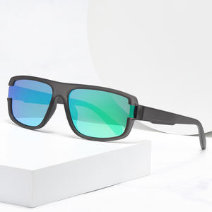 Gafas de Sol Polarizadas de Moda Europea y Americana, Estilo Deportivo 2026, Gafas de Sol Coloridas y Modernas para Hombre TR7536 - Product Image 1