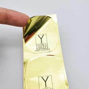 Etiqueta Adhesiva de Vinilo Impermeable con Impresión de Logotipo de PVC, Rollo de Etiquetas Personalizadas para Uso Industrial, Adhesivo Permanente para una Fijación Segura - Product Image 4