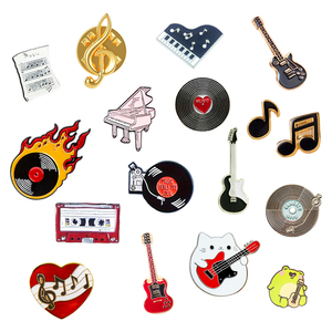 Bán buôn âm nhạc men pin phù hiệu guitar Lưu ý Vinyl Băng quà lưu niệm Opera Broadway promos Fan Quà Tặng retro phụ kiện tùy chỉnh <span class=keywords><strong>OK</strong></span> - Product Image 1