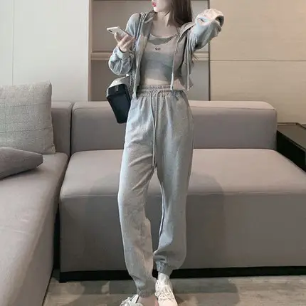 2021 leisure sports suit coat women's fashion short suspender Hooded Sweater Leggings spring and autumn three piece suit