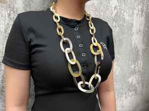 Collier en corne de buffle de qualité supérieure, artisanat naturel, bijoux fabriqués par des artisans, conçus pour un confort léger et une durabilité durable - Product Image 4