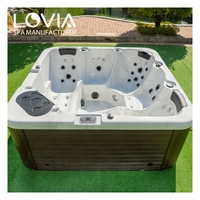 Piscine extérieure de grande taille, spa relaxant pour 5 personnes, bain à remous, hydromassage, bain à remous à jets d'air