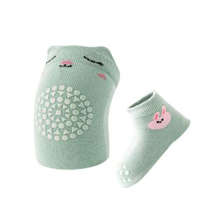 Juego de <span class=keywords><strong>calcetines</strong></span> de algodón y rodilleras antisaltos de color sólido para bebés y niños pequeños que gatean - Product Image 6