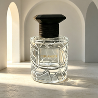 Flacon pulvérisateur de parfum en verre transparent simple de 50 ml et 100 ml, vente en gros, atomiseur de parfum vide, logo personnalisé, boîte cadeau personnalisée