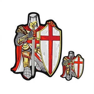 Parche Bordado Personalizado de los Caballeros Templarios, Diseño de Escudo con Cruz Roja, Insignia de Tela para Coser, Estilo Clásico, Promocional - Product Image 1